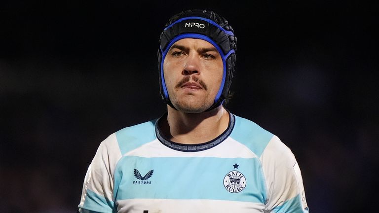 Bath's Quinn Roux was sent off