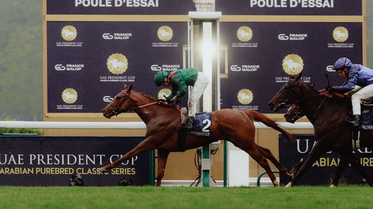 Rayif (M. Barzalona) wins Emirates Poule d'Essai des Poulains Gr.1 France, 10/05/2026, photo: Zuzanna Lupa