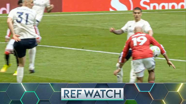 Ref Watch: Man Utd vs Nottingham Forest handball incident