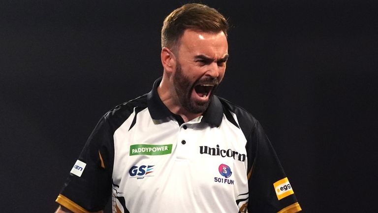 Ross Smith defeat Ryan Searle 8-3 in Sunday's final in Riesa, Germany