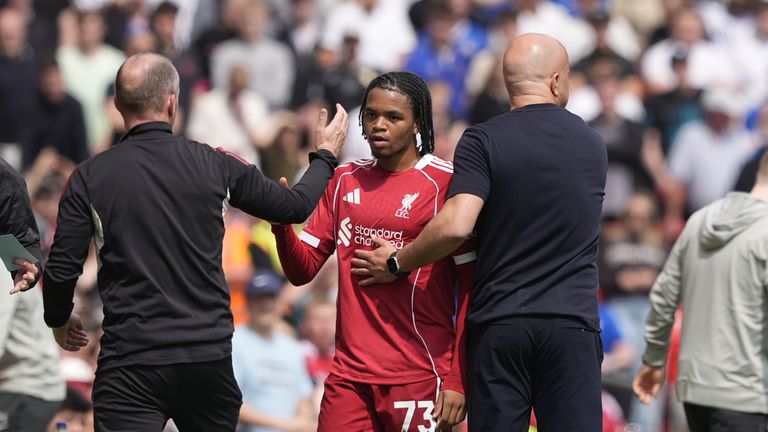 Slot's decision to substitute Rio Ngumoha was booed