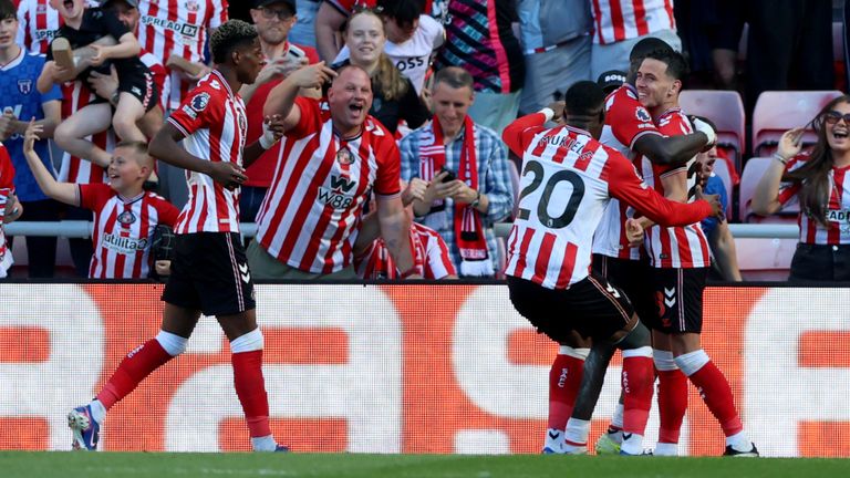Sunderland earned a place in next season's Europa League with a win over Chelsea
