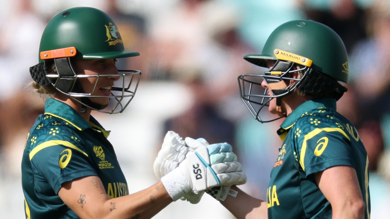 Australia do finału Mistrzostw Świata w T20 kobiet po wygranej 8 wicketami