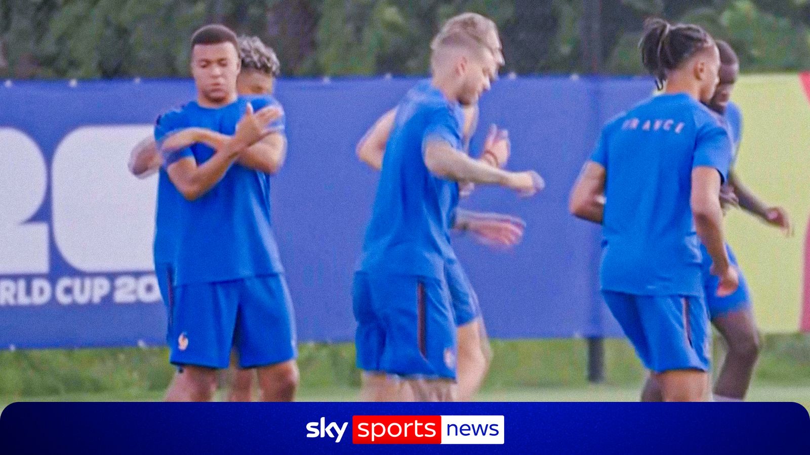 Kylian Mbappe struggles to shrug off flies as France prepare for Sweden test