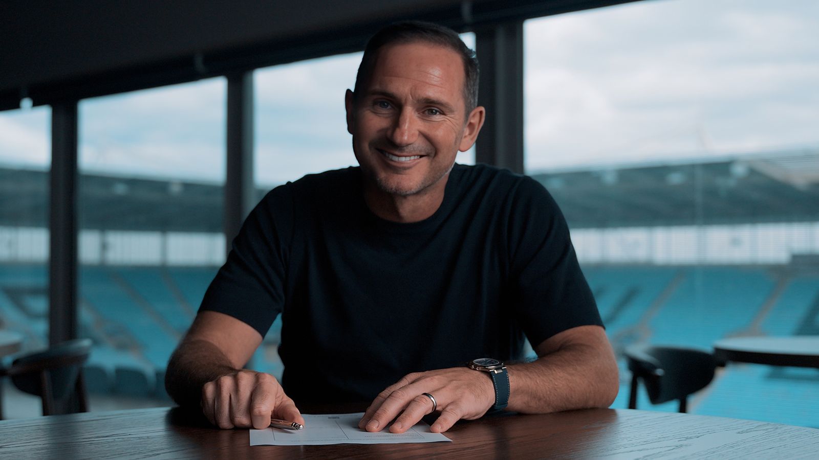 Frank Lampard renova com Coventry até 2029 e prepara retorno à elite inglesa — Futebol