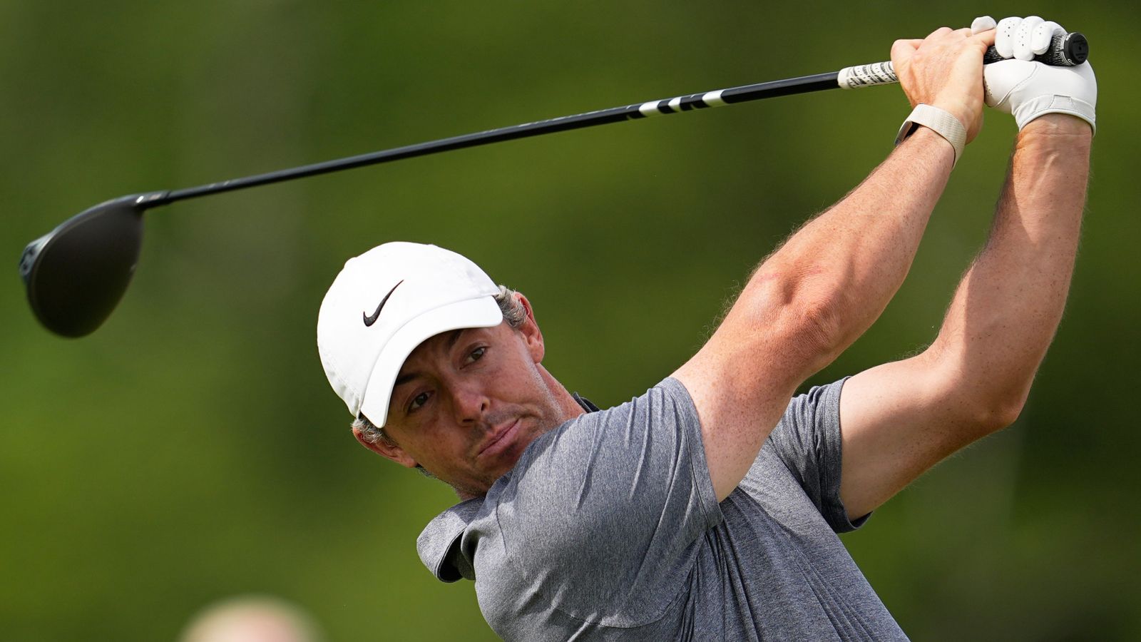 US Open 2026: McIlroy y Scheffler Presionan a Clark en la Tercera Ronda