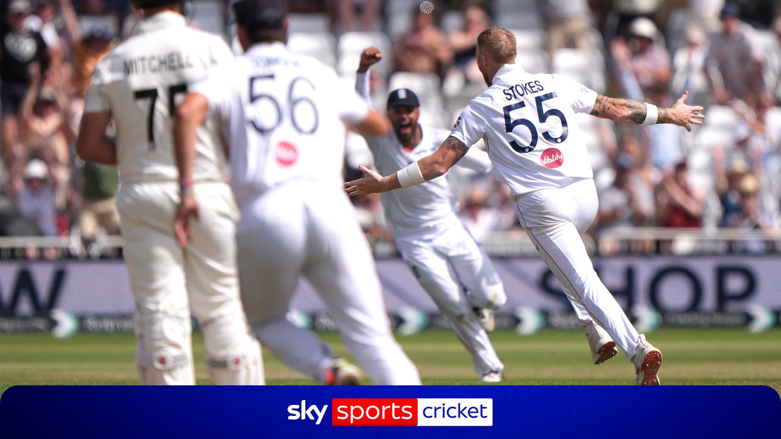 Stokes ogłosił koniec kariery i chwilę później zdobył wicket przy owacji kibiców