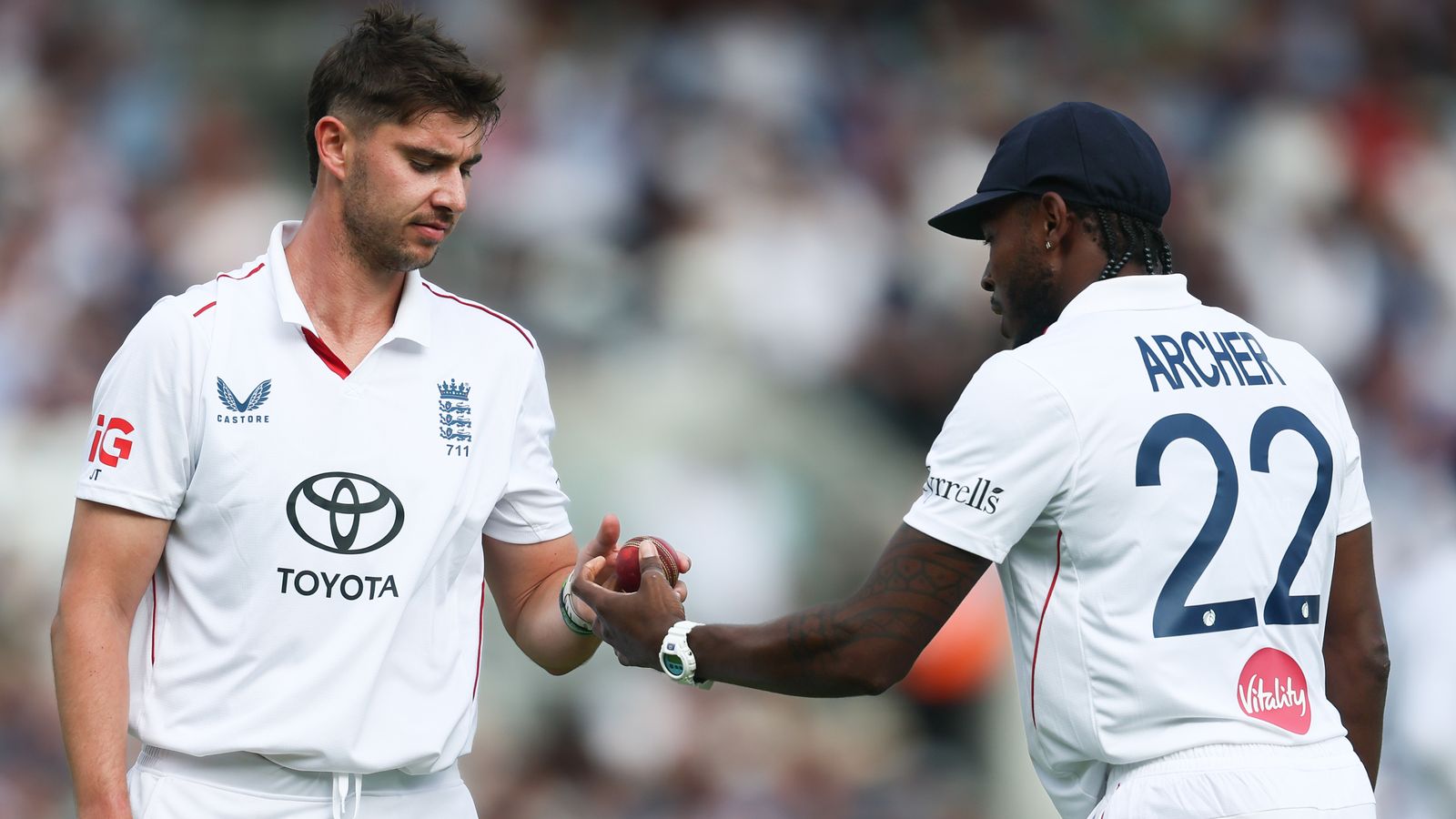 Archer i Tongue odpoczywają — Wood i Mahmood zagrają z Indiami w Durham
