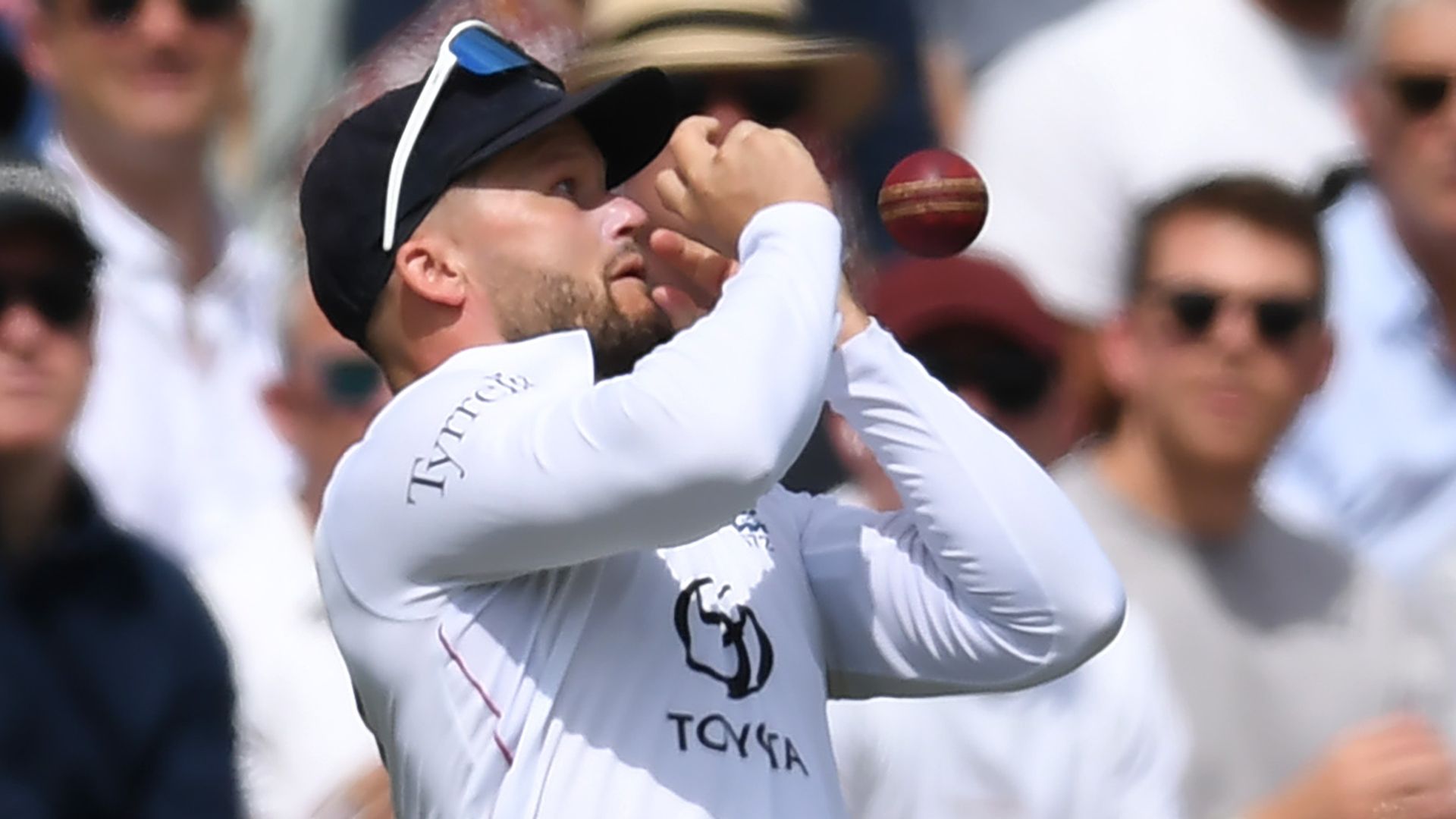Duckett drops catch as New Zealand near 350 against 'sloppy' England LIVE!