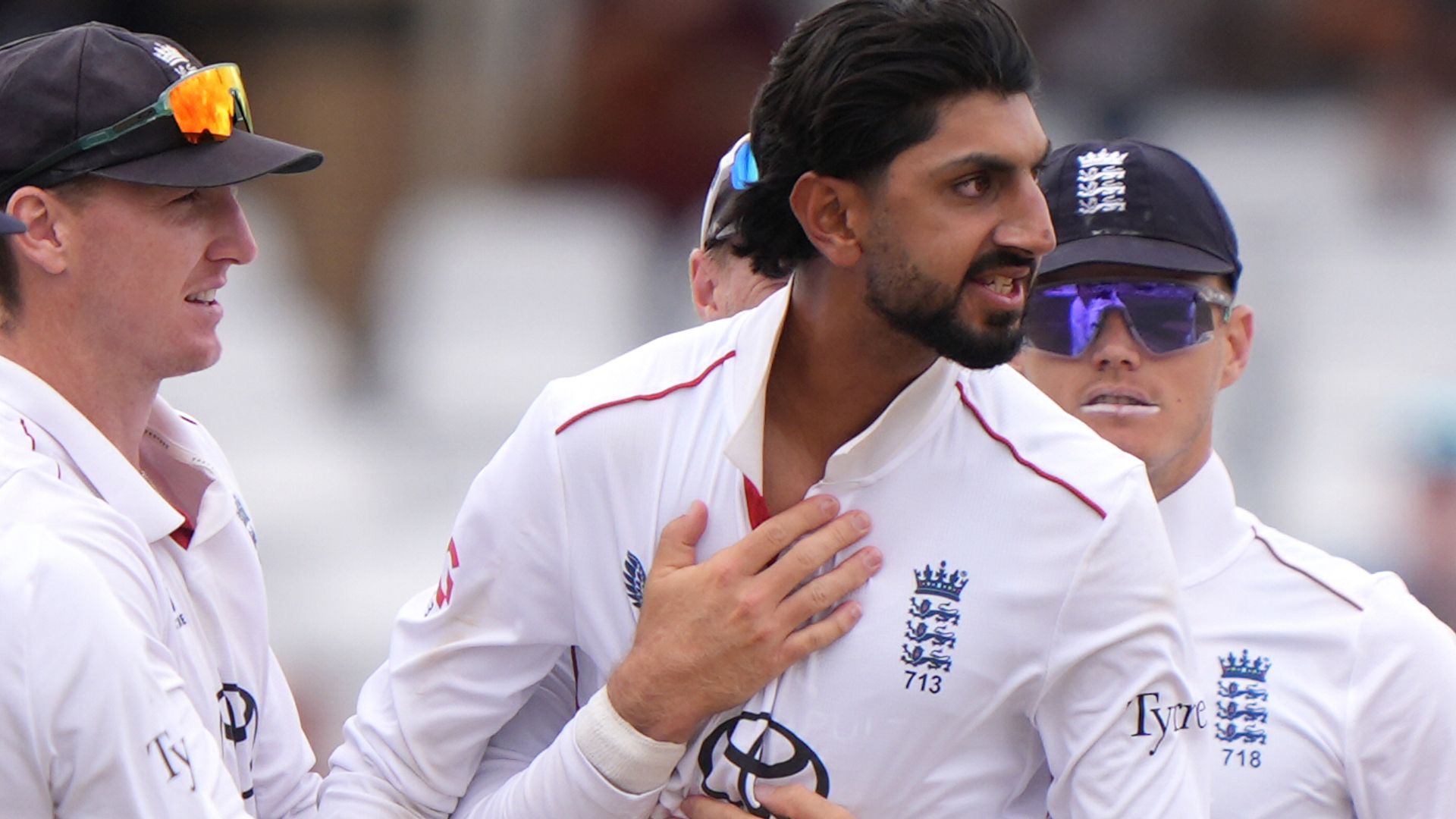 Bashir makes breakthrough for England as NZ lead by 264 at lunch LIVE!