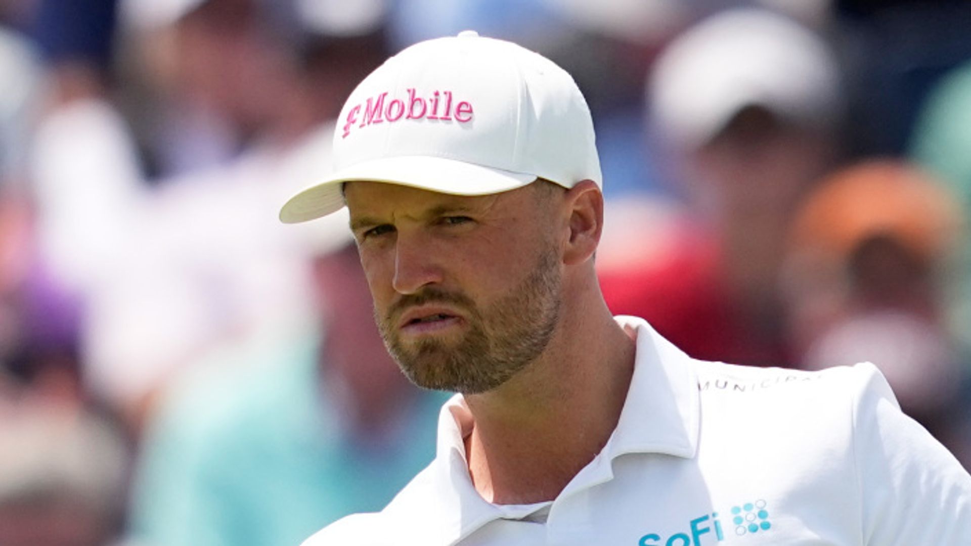 Clark seeks second US Open win after taking commanding lead as Scheffler chases