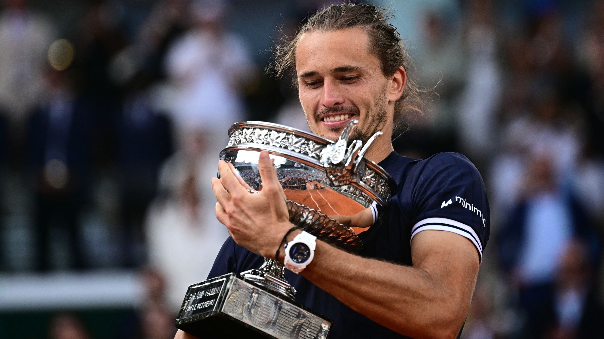French Open: Alexander Zverev wins maiden Grand Slam title after dramatic  five-set win against Flavio Cobolli | Tennis News | Sky Sports