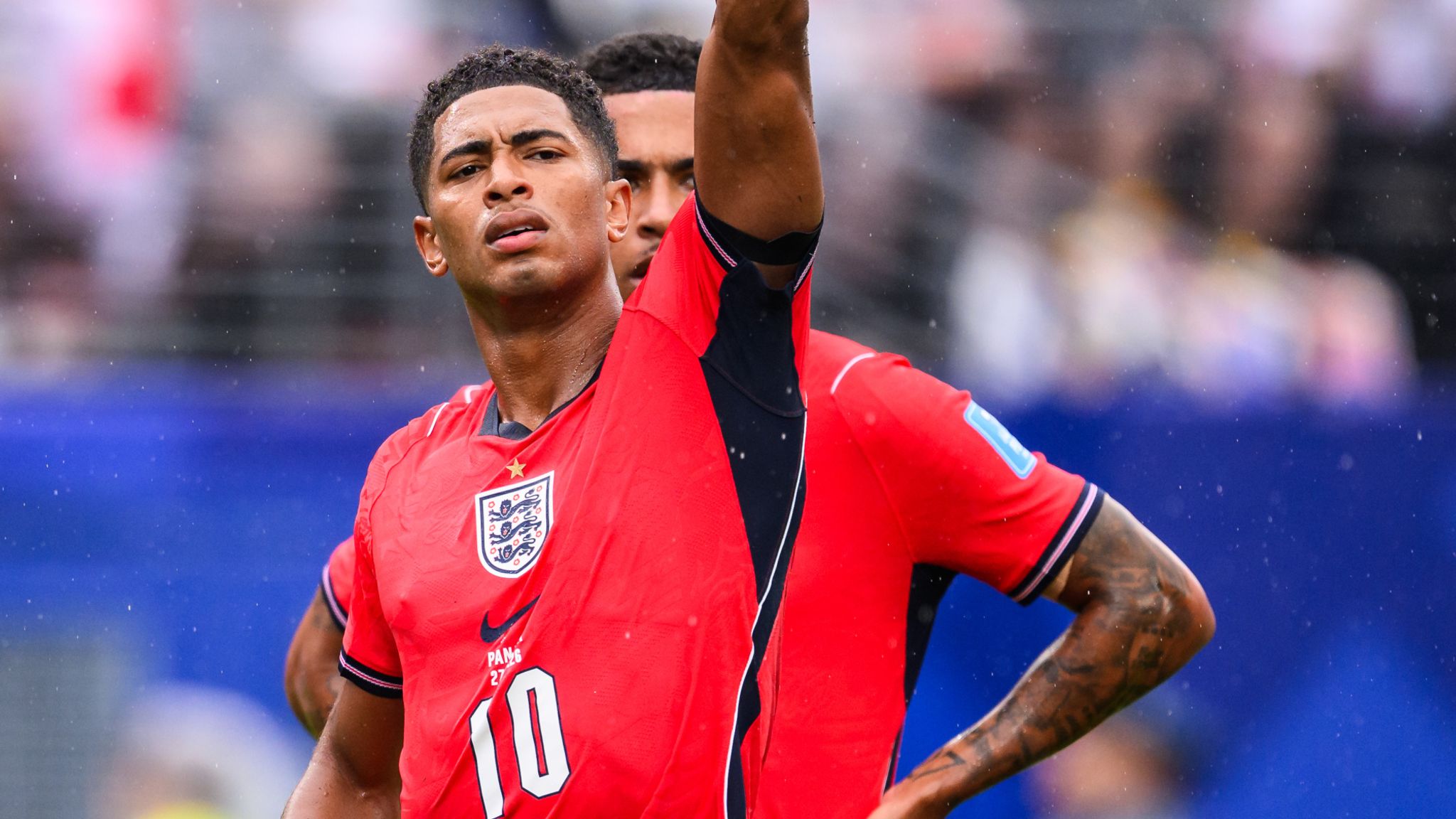 Jude Bellingham: Thomas Tuchel praises England midfielder's buy-in at World Cup after back-to-back man of the match performances