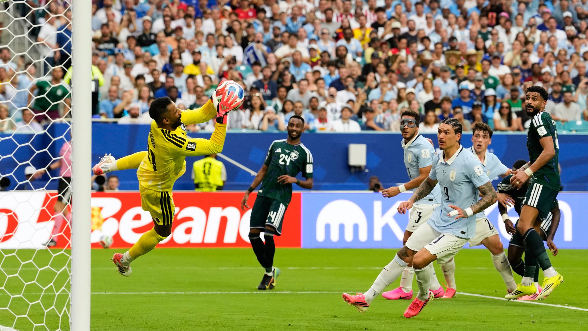 Saudi Arabia 1 - 1 Uruguay - Match Report & Highlights