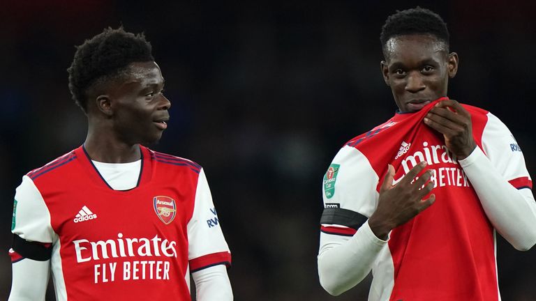 Bukayo Saka and Folarin Balogun playing for Arsenal in the Carabao Cup in 2021