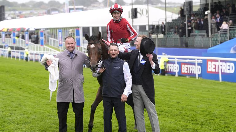 Bay City Roller after winning the Coronation Cup