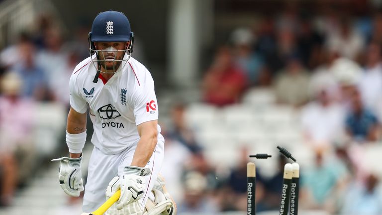 LONDON, ENGLAND - JUNE 18: Ben Duckett of England is run out by Nathan Smith of New Zealand during Day Two of the 2nd Rothesay Test Match between England and New Zealand at The Kia Oval on June 18, 2026 in London, England. (Photo by Andy Kearns/Getty Images)