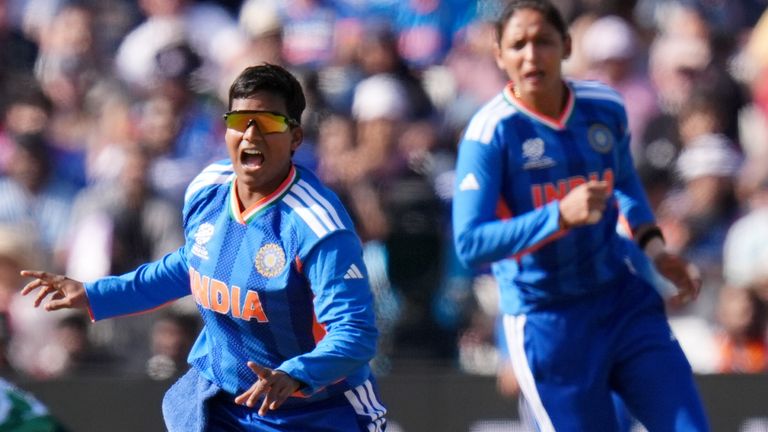 Deepti Sharma roubou a cena com cinco postigos e uma derrota na vitória da Índia sobre o Paquistão em Edgbaston
