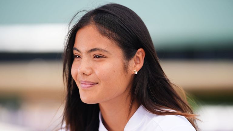 Emma Raducanu is having to deal with an injury at the start of Wimbledon.