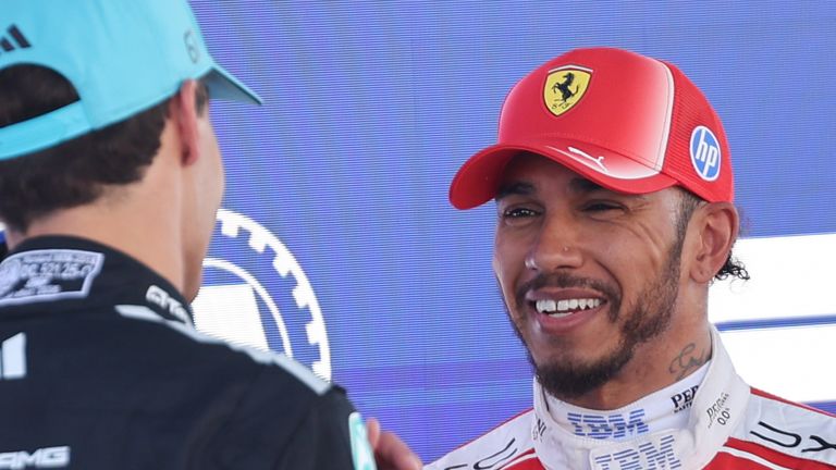 Lewis Hamilton and George Russell in Barcelona (Photo by Jakub Porzycki/NurPhoto)