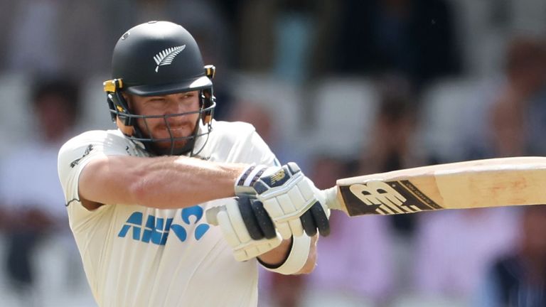 New Zealand's Glenn Phillips bats against England during the 2026 Kia Oval Test (Getty Images)