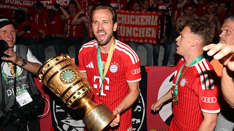 Football; Season 2025/2026; Season 2025/26; DFB Cup; Final; FC Bayern Munich against Stuttgart on 23.05.2026 in Berlin. UBz: 09 Harry Kane, FC Bayern Munich. Celebrates with DFB Cup. Right 06 Joshua Kimmich, FC Bayern Munich. Photo by: Jens Niering/picture-alliance/dpa/AP Images