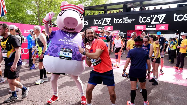 Daddy Pig (left) and Joe Wicks at the London Marathon.
