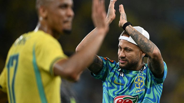 Brazil's forward Neymar acknowledges fans at the Maracana stadium in Rio de Janeiro, Brazil on May 31, 2026