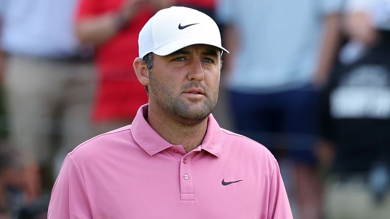 トラベラーズ選手権：ヴィクトール・ホブランドがプレーオフでスコッティ・シェフラーを破り、世界ランキング1位は短いバーディパットを外した