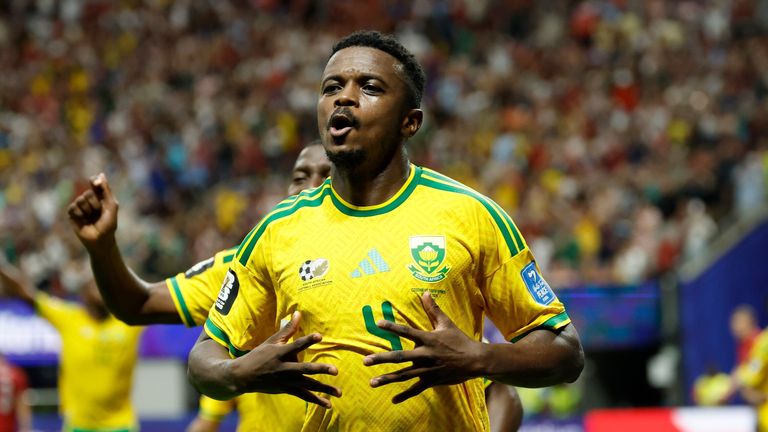 Teboho Mokoena earned South Africa their first point of the World Cup against the Czech Republic