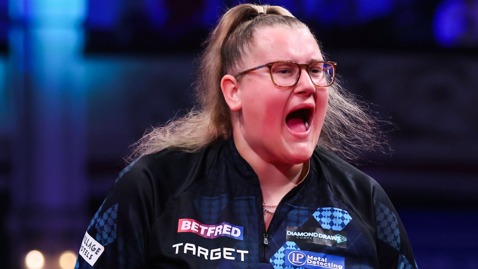 https://e0.365dm.com/26/07/1600x900/skysports-beau-greaves-darts_7307156.jpg?20260726153953