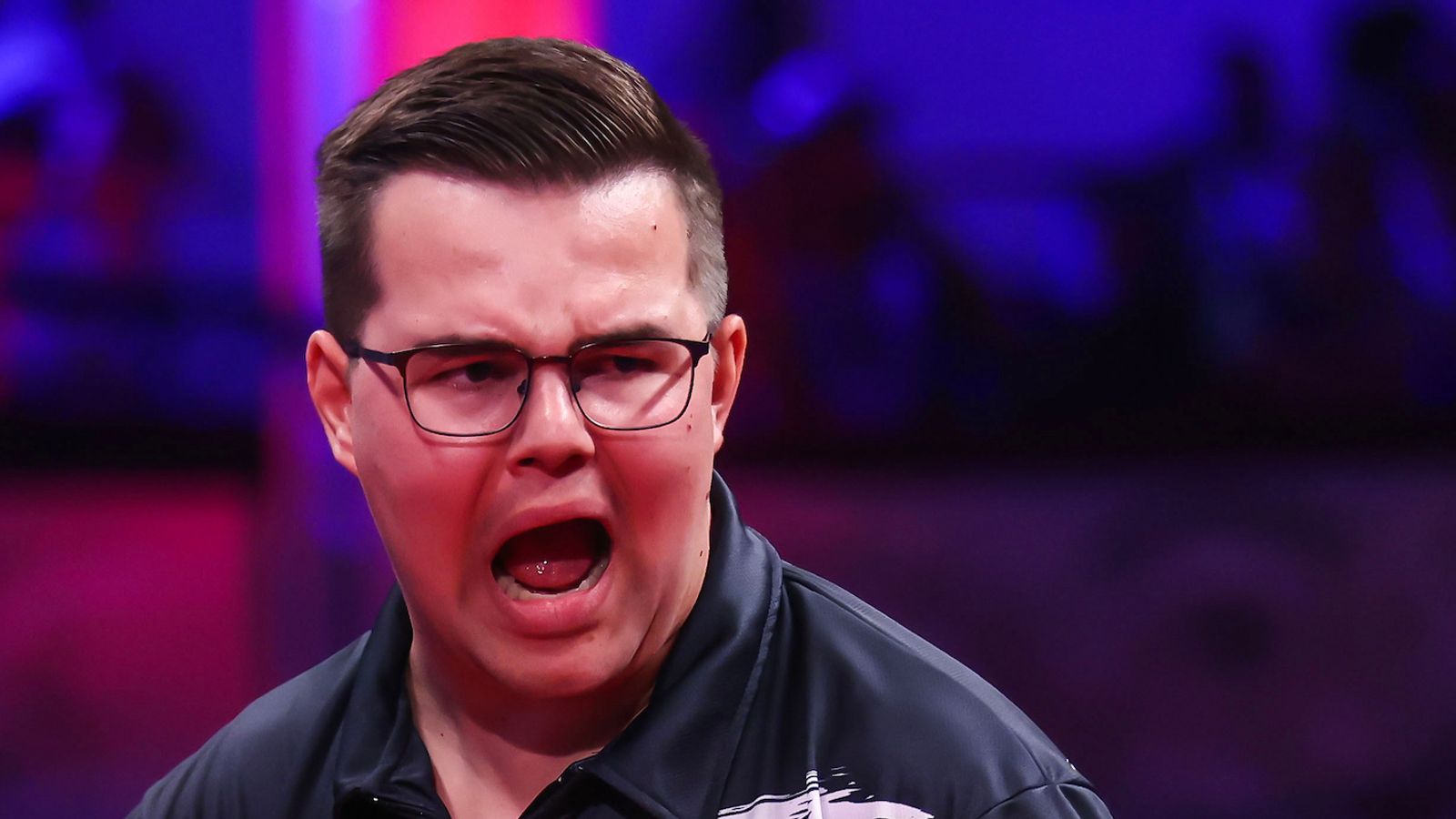 https://e0.365dm.com/26/07/1600x900/skysports-gian-van-veen-darts_7306759.jpg?20260725204617