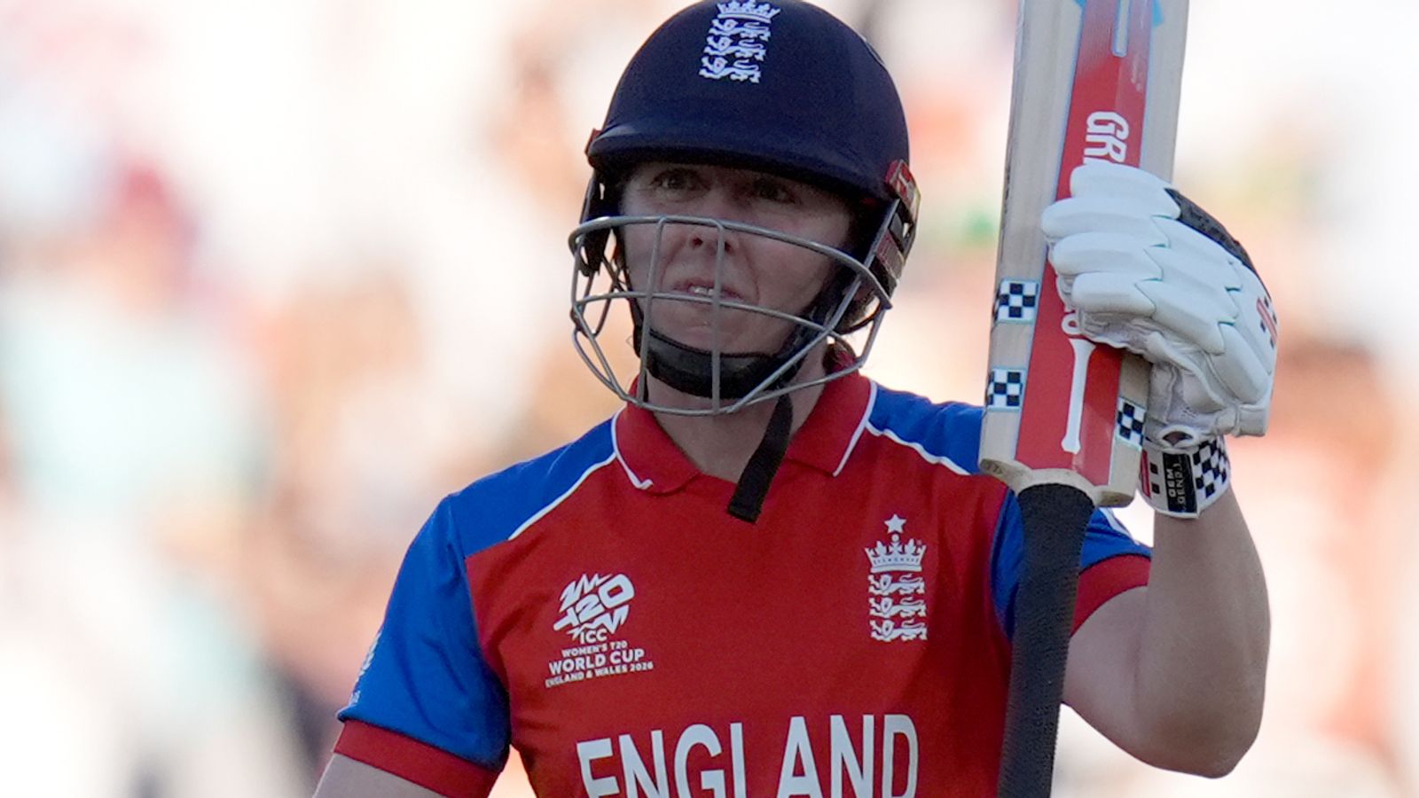 https://e0.365dm.com/26/07/1600x900/skysports-heather-knight-england_7288413.jpg?20260702200652