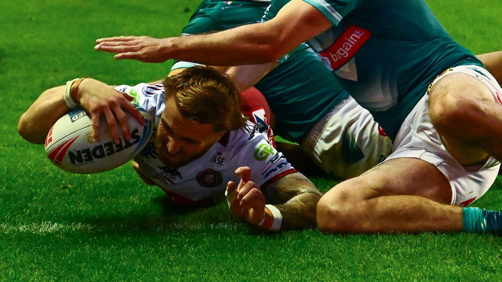 Super League LIVE! Wigan Warriors host St Helens in crunch clash updates, latest scores, team news, commentary