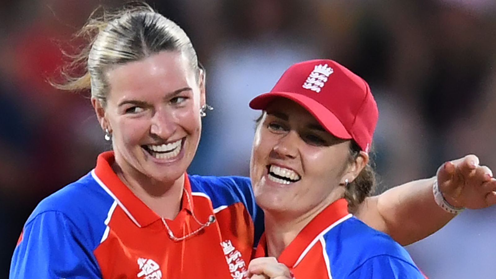 https://e0.365dm.com/26/07/1600x900/skysports-lauren-bell-nat-sciver-brunt_7288482.jpg?20260702213515