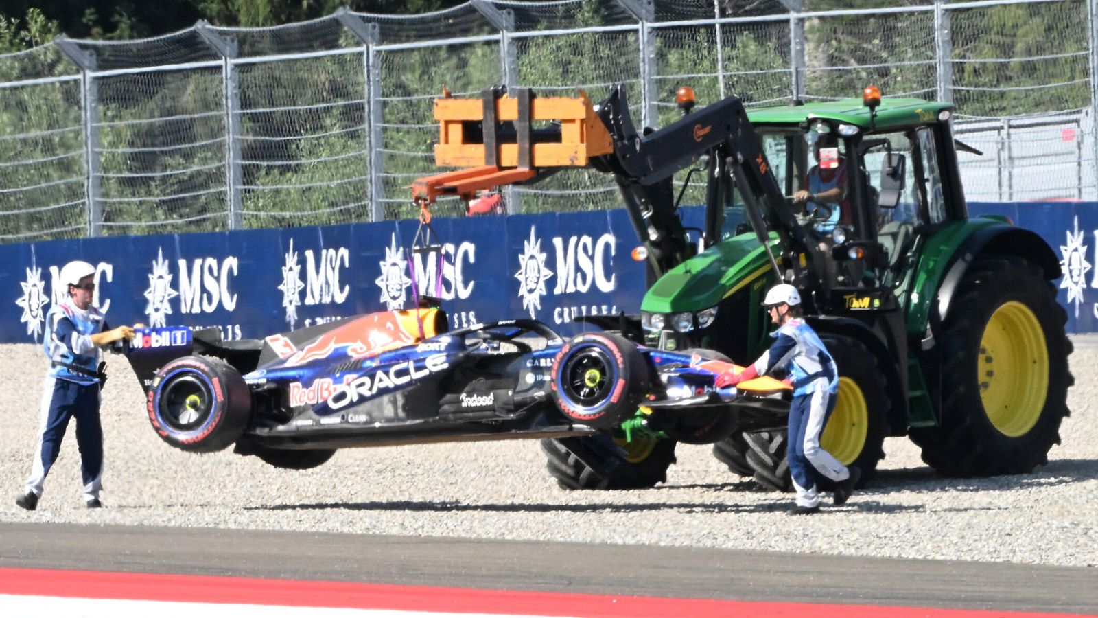 Red Bull to ditch 'Macarena wing' after Verstappen crashes