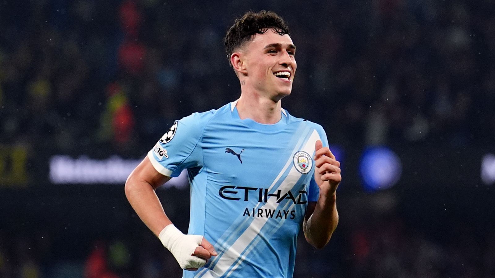 https://e0.365dm.com/26/07/1600x900/skysports-phil-foden-man-city_7304127.jpg?20260722124521