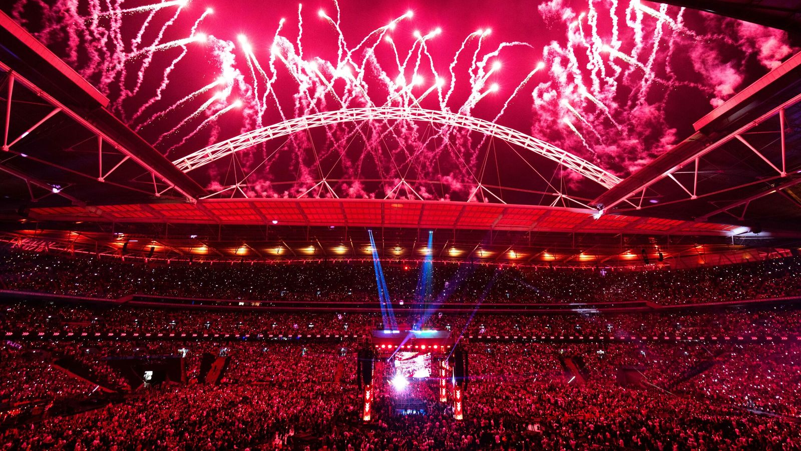 https://e0.365dm.com/26/07/1600x900/skysports-wembley-stadium-night_7293093.jpg?20260708161303