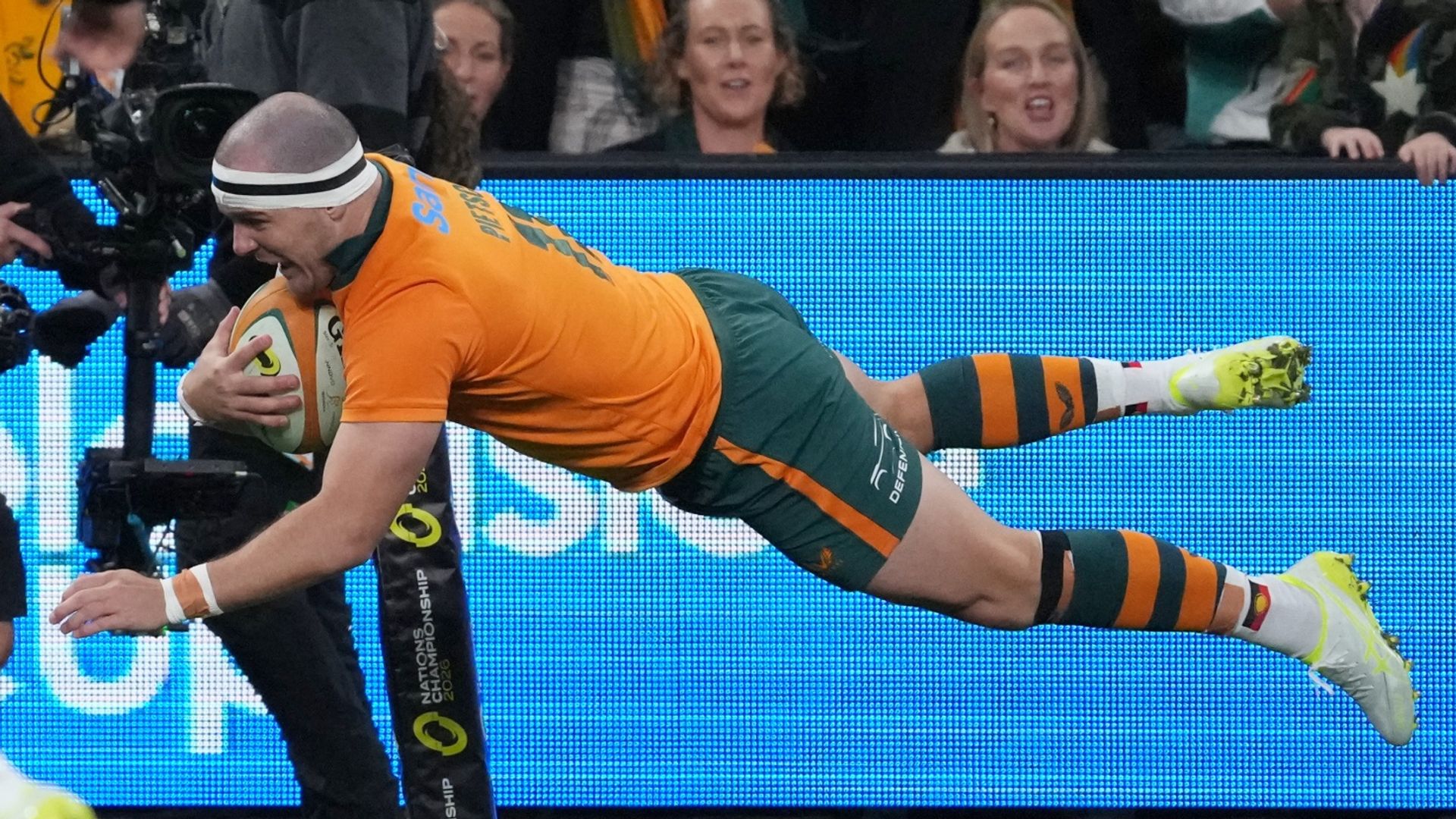 Nations Championship LIVE! Australia lead Ireland again in breathless start