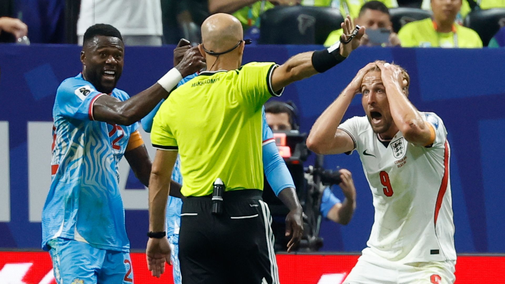 England denied clear penalty as Congo still lead LIVE!