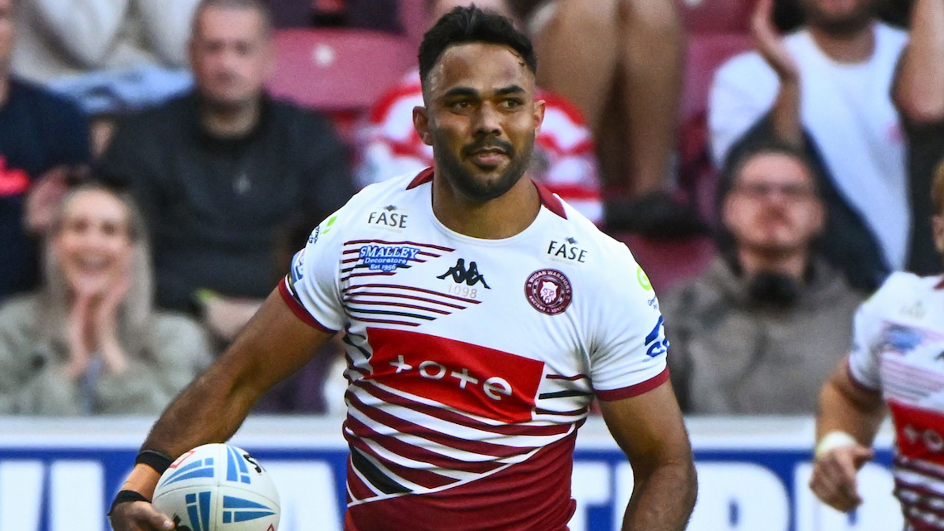 French stars as Wigan add to Saints' disarray