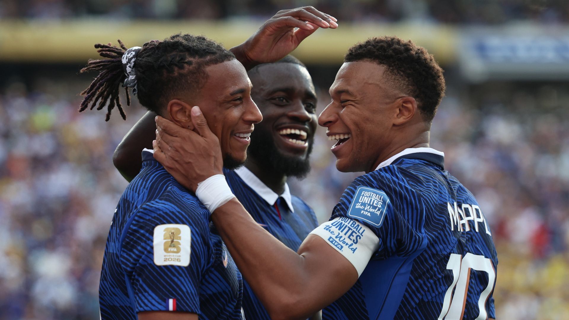 'France and Bayern star Olise obsessed with Real Madrid move'