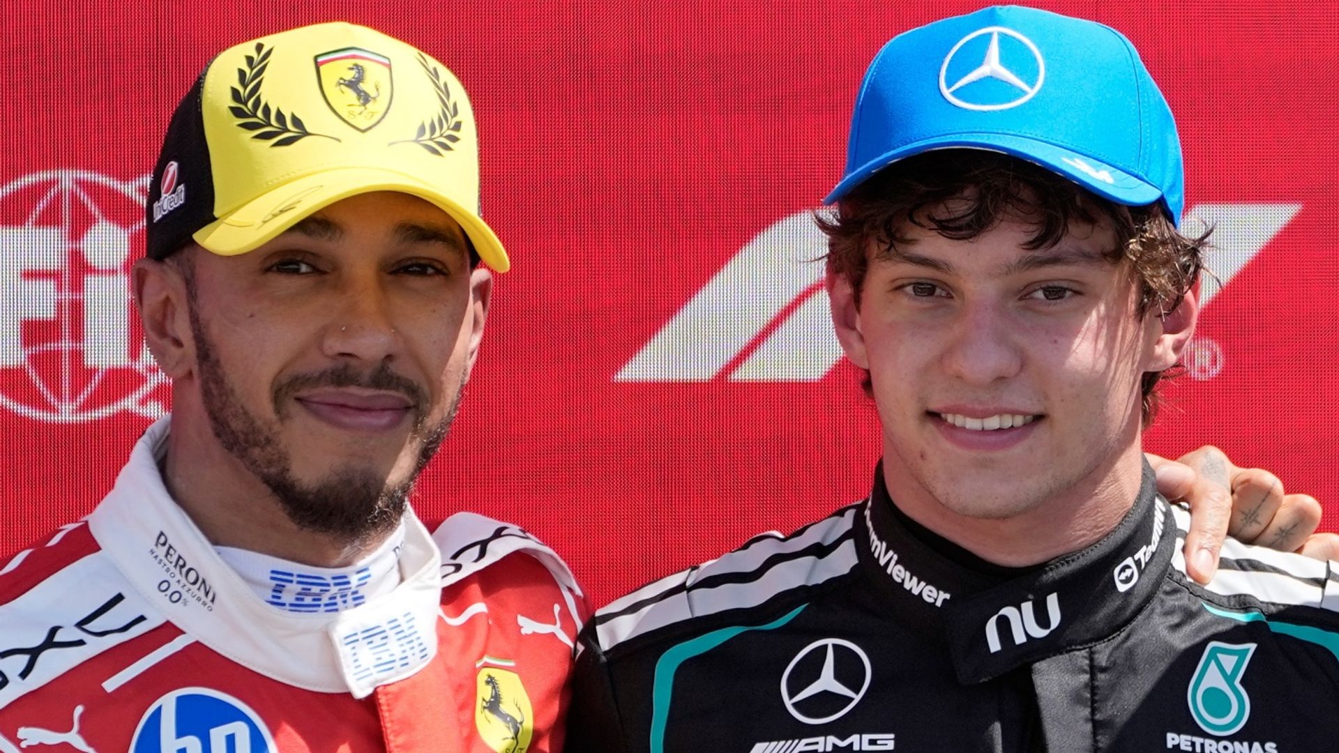 British GP Sprint: Antonelli passes Hamilton to claim win LIVE!