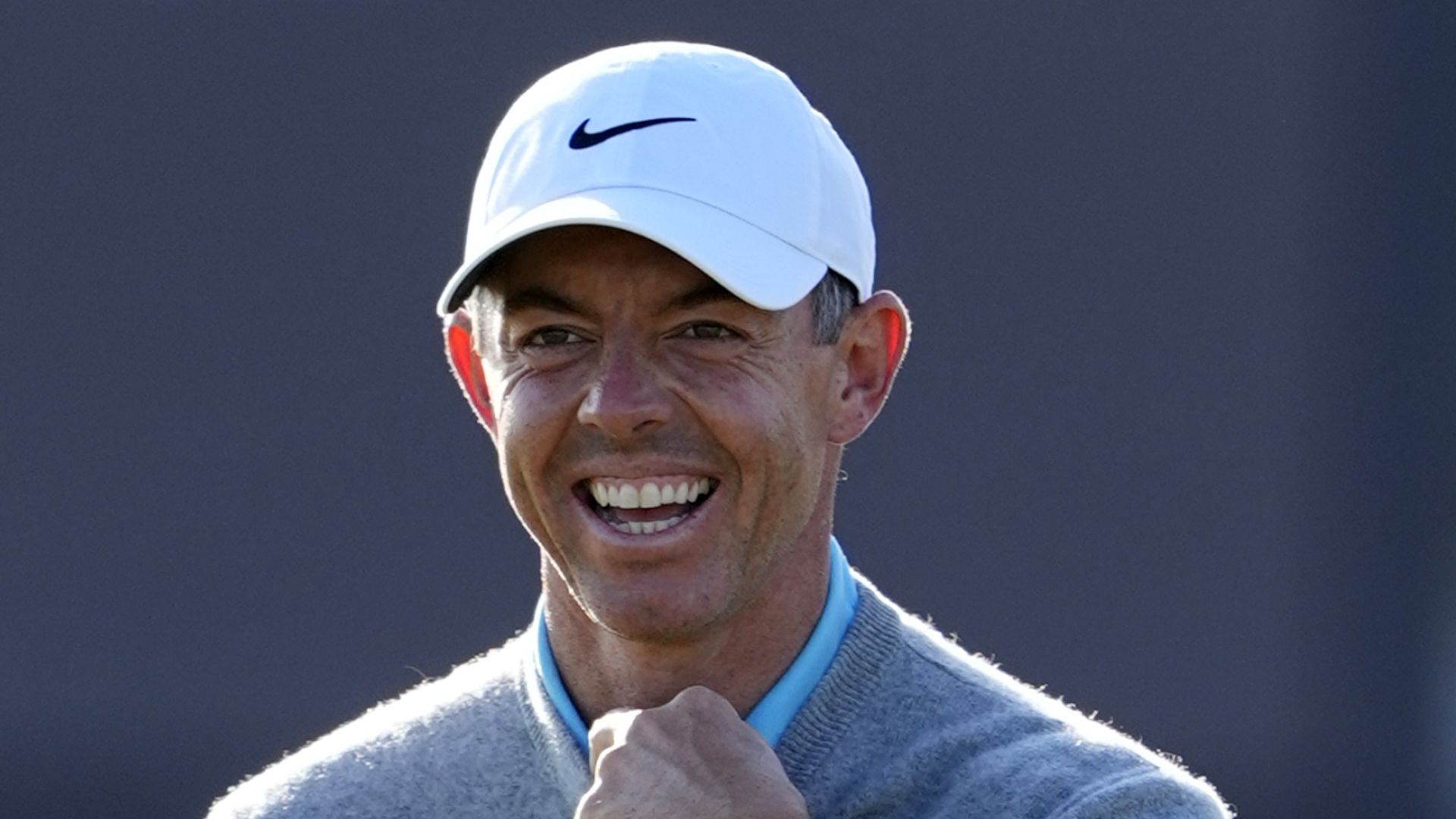 The Open LIVE! McIlroy under way as Scheffler and DeChambeau surge