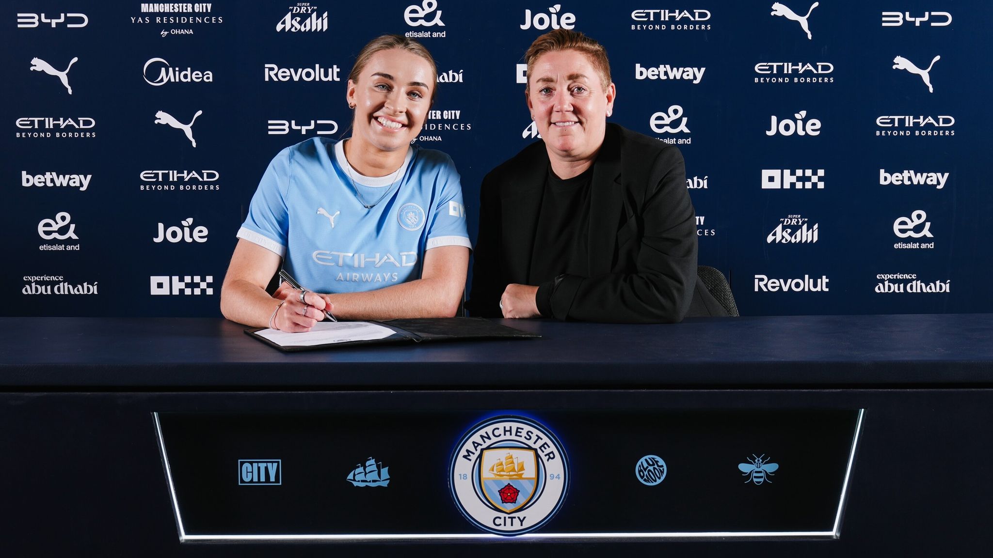 Man City transfer news: Niamh Charles signs from WSL rivals Chelsea on three-year contract