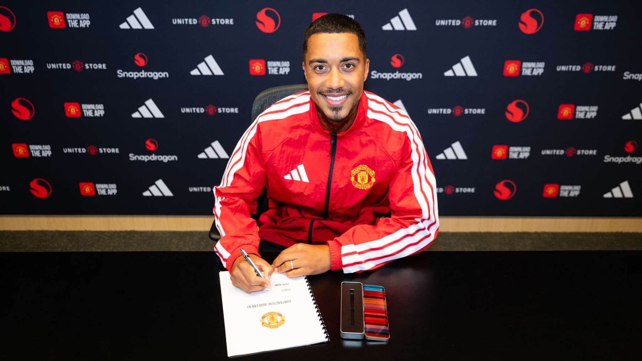 Youri Tielemans transfer news: Manchester United complete signing of midfielder from Aston Villa for £35m