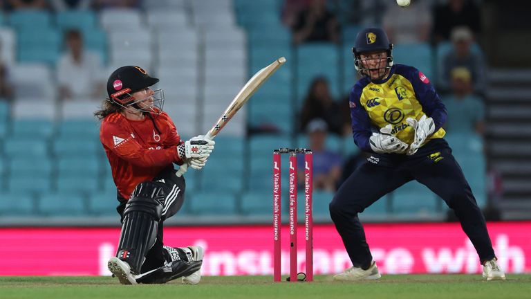 Tammy Beaumont levou sua equipe a uma brilhante conquista do título 