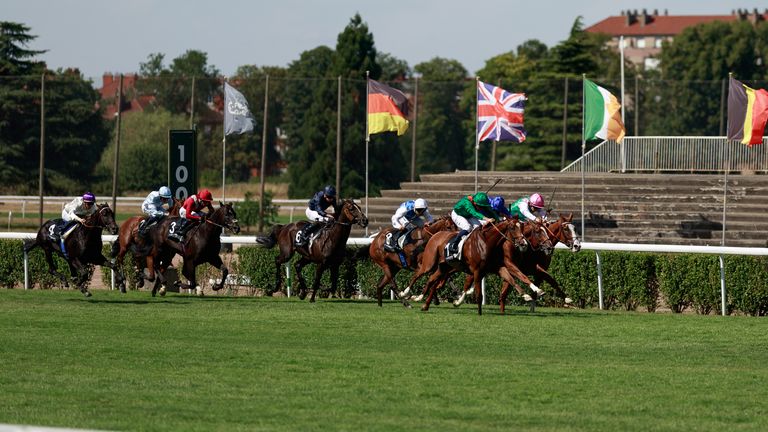 Calandagan (M. Barzalona) wins Grand Prix de Saint-Cloud - World Pool by PMU Gr.1 in Saint-Cloud, France