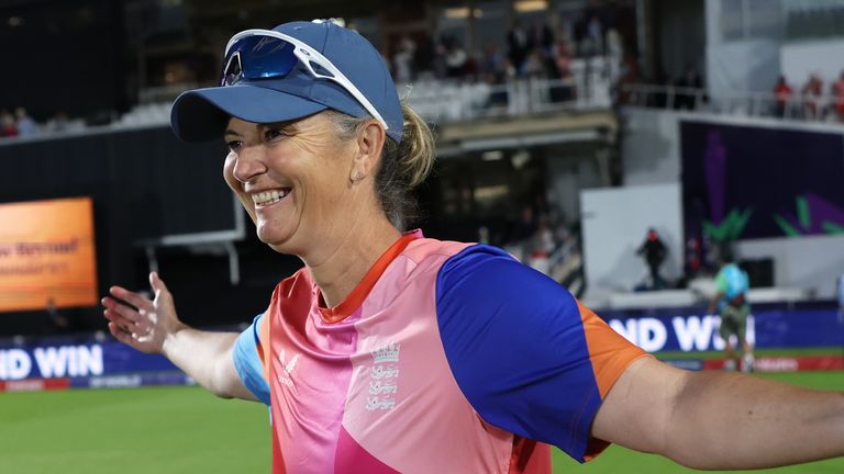 England head coach Charlotte Edwards (Getty Images)