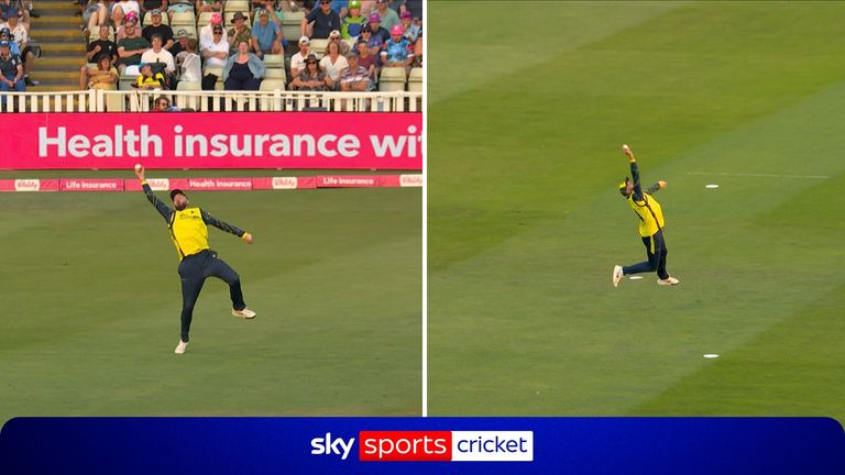 Hampshire captain James Vince took a brilliant catch as Northamptonshire were bowled out for 169 in the Vitality Blast Men final.